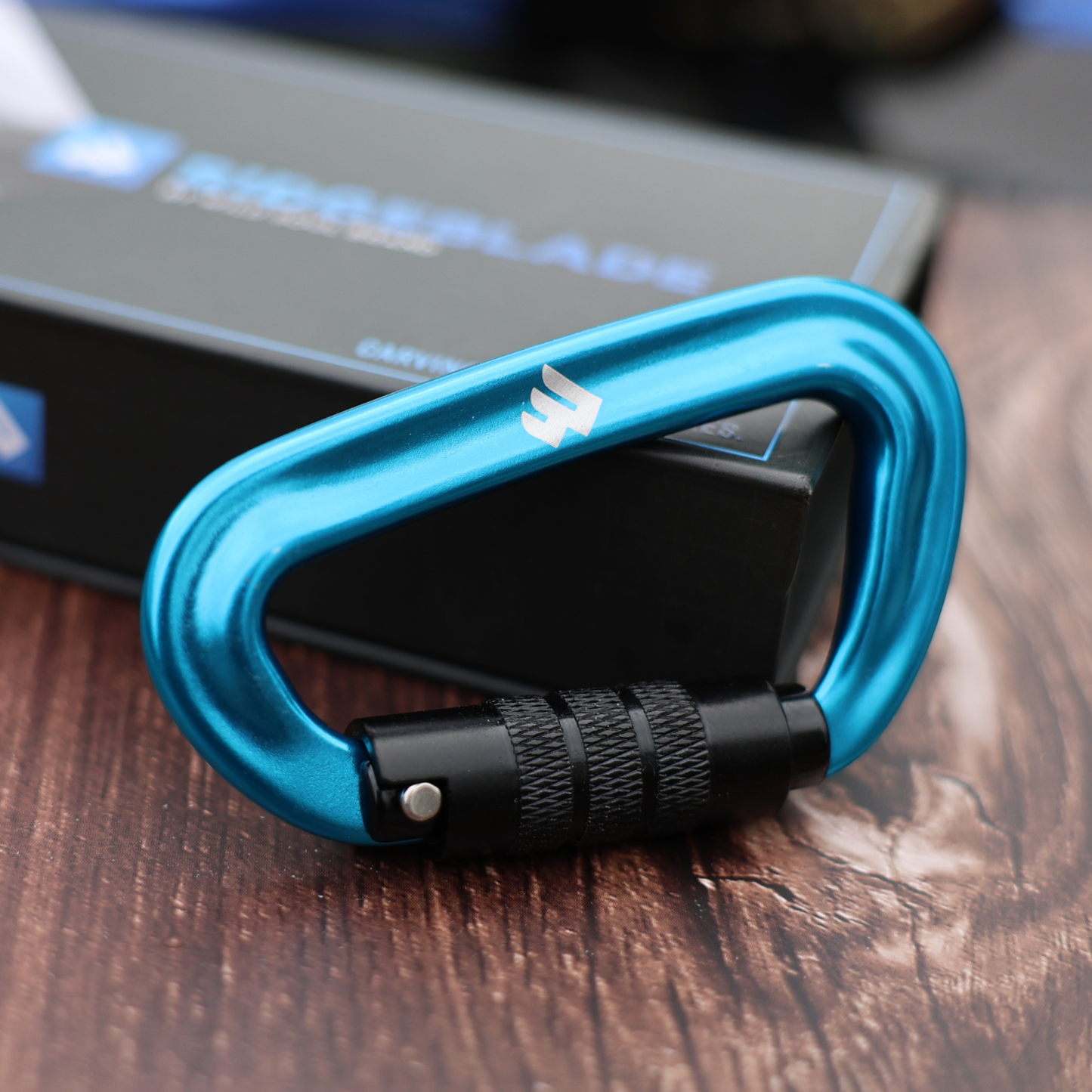 Wild Soul Brand Locking Carabiner Clip